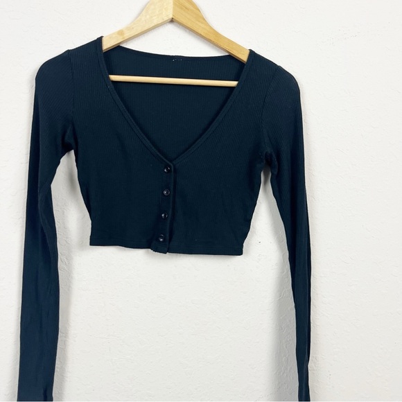 Alo Yoga Black Ribbed Cropped Whisper Cardigan Size XS - Picture 3 of 5